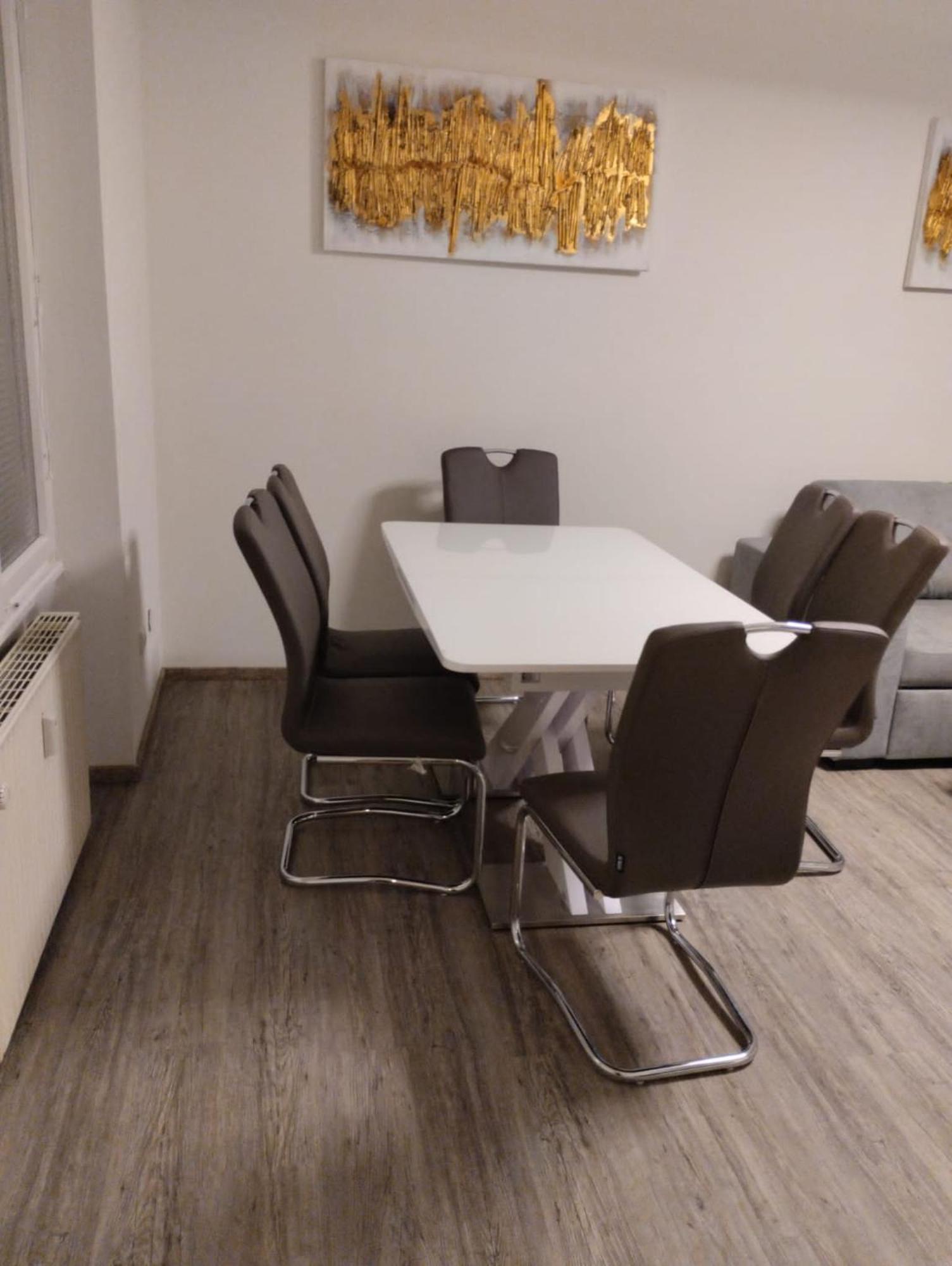 Evido City Apartment Solnohrad Exteriér fotografie
